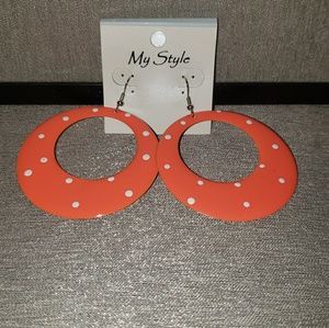 Vintage style Orange Polka Dot Metal Earrings